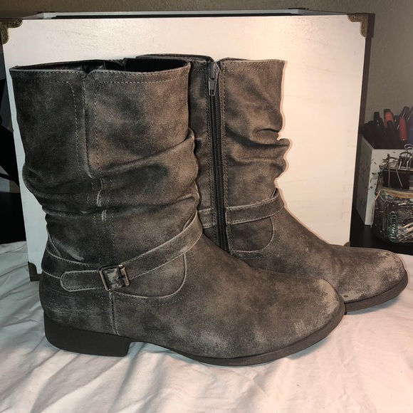 JustFab Shoes - Grey Worn Boots with Buckle. Size 9.